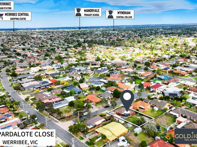 10 Pardalote Close, Werribee