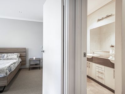 2 / 3 Sloan Street, Rockingham