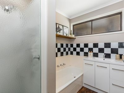 3 Station Street, Kangaroo Flat
