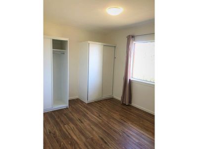 6 Second Avenue , Atherton