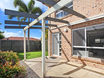 1 / 98 Amarina Avenue, Mooloolaba