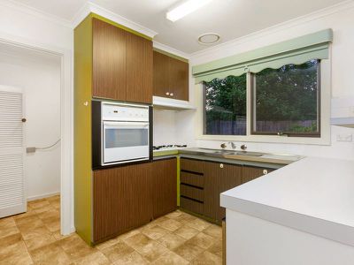 2 / 1 Kolinda Crescent, Capel Sound