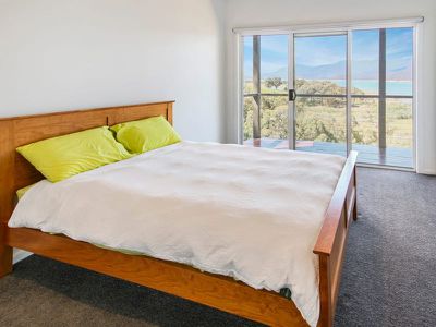 15 Goughs Point Way, Mountain Bay
