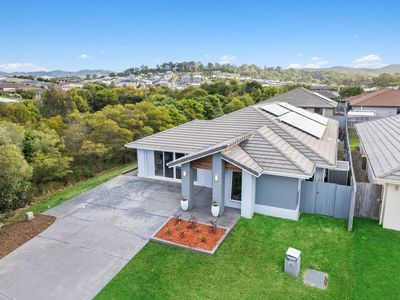 11 Meander Court, Ormeau Hills