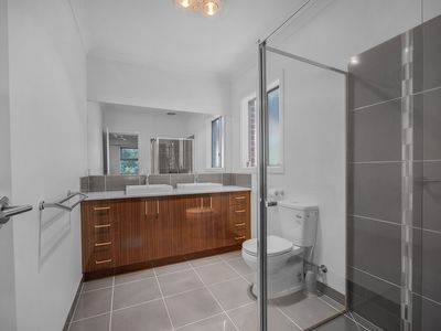 47 District Avenue, Werribee