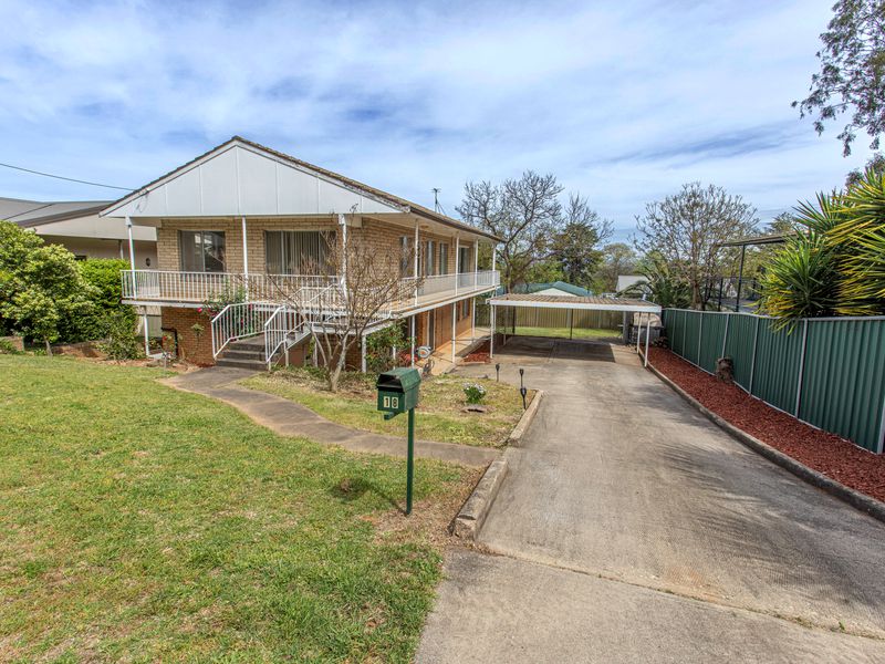 18 Henderson Street, Cowra