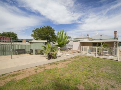 70 Carrington Avenue, Dubbo