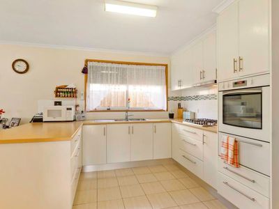 241 Shaws Road, Werribee