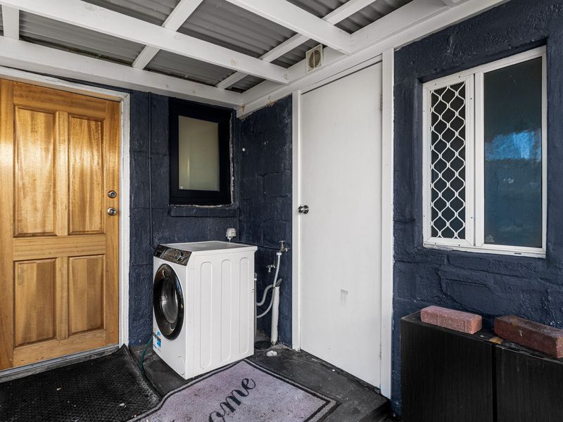 38 Palmerston Street, St James