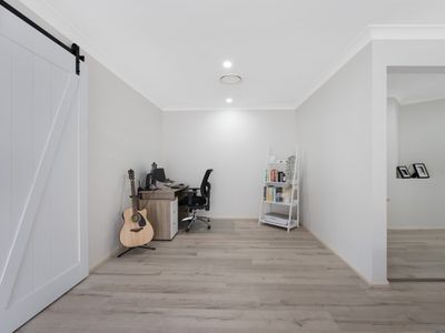 15 Foxtail Crescent, Woongarrah