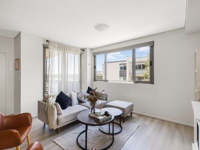 309 / 33 Simon Street, Tallawong