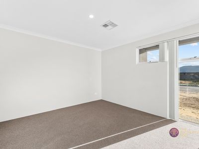 4 Ballyronan Road, Maddington