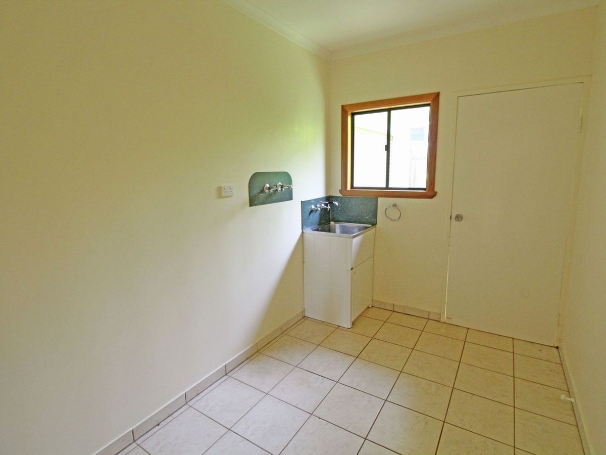 13 DANZER DRIVE, Atherton