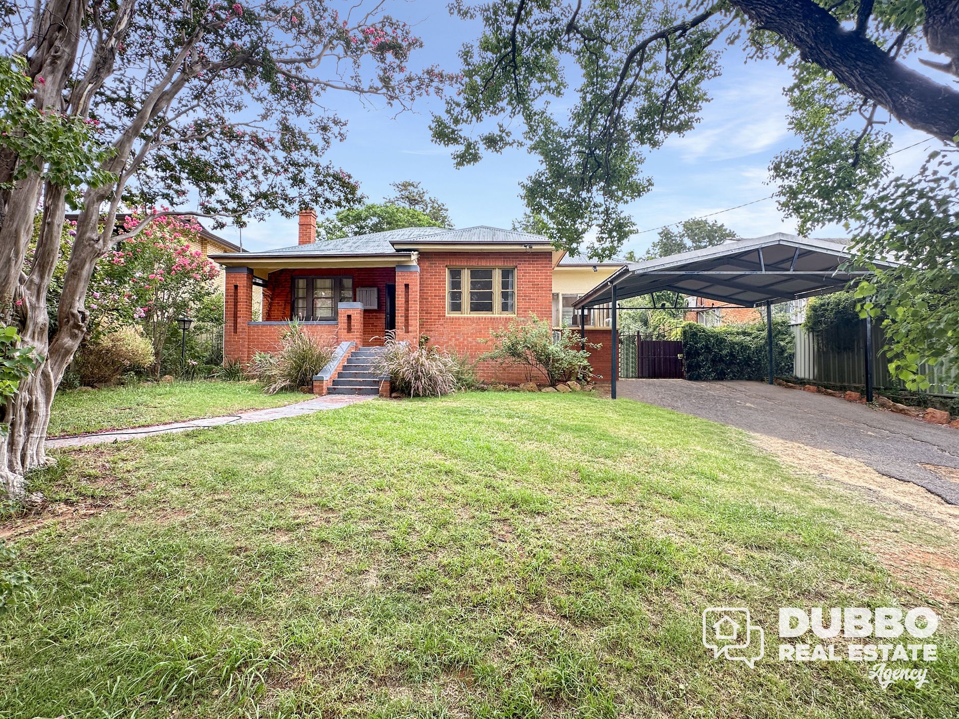 37 Stonehaven Avenue, Dubbo