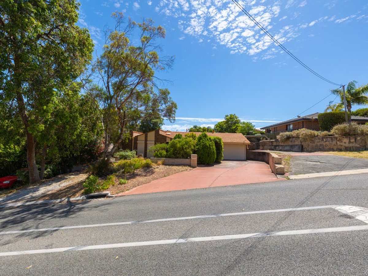 36 Carawatha Avenue, Mount Nasura