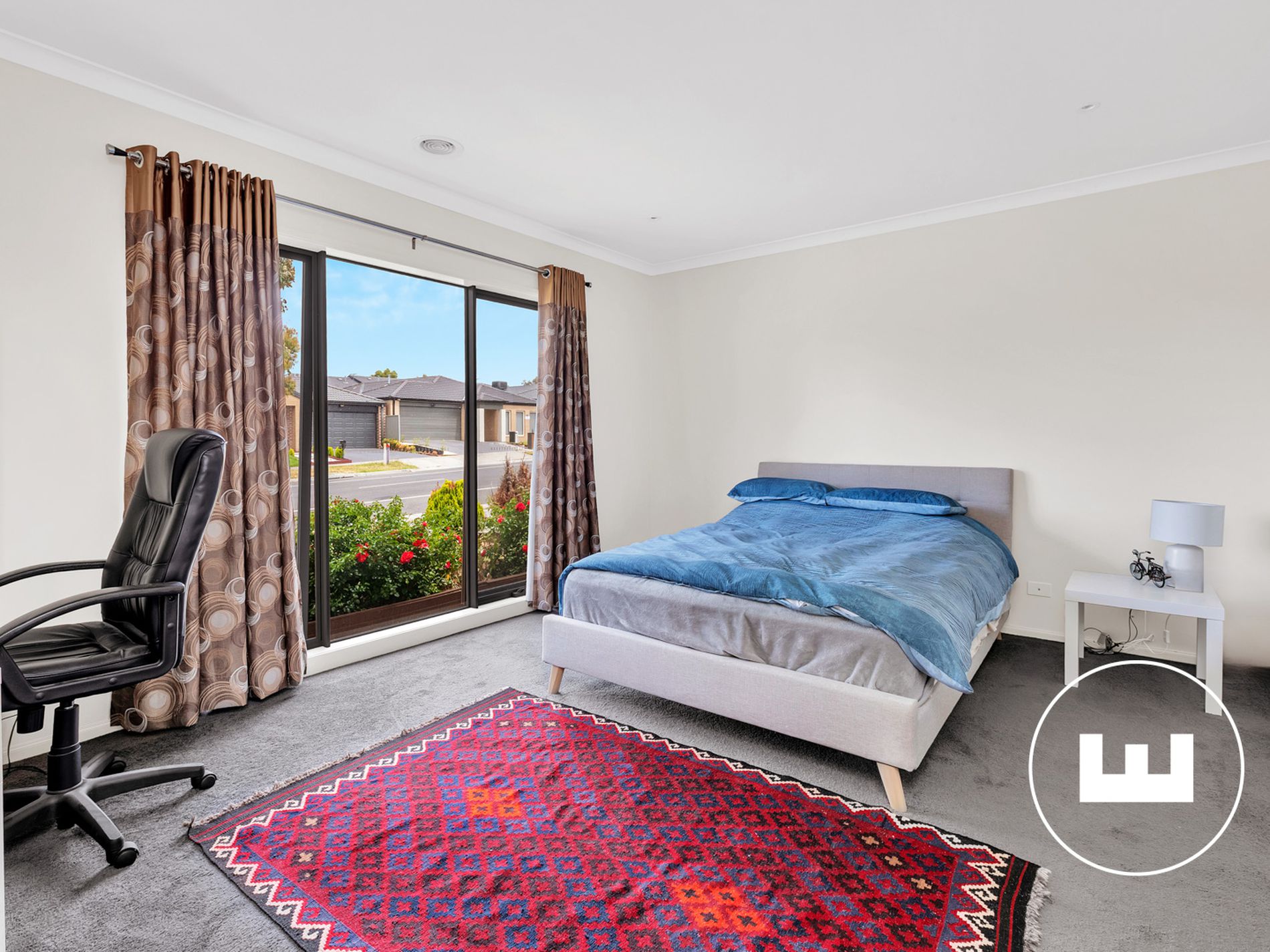 98 Scotsdale Drive, Cranbourne East