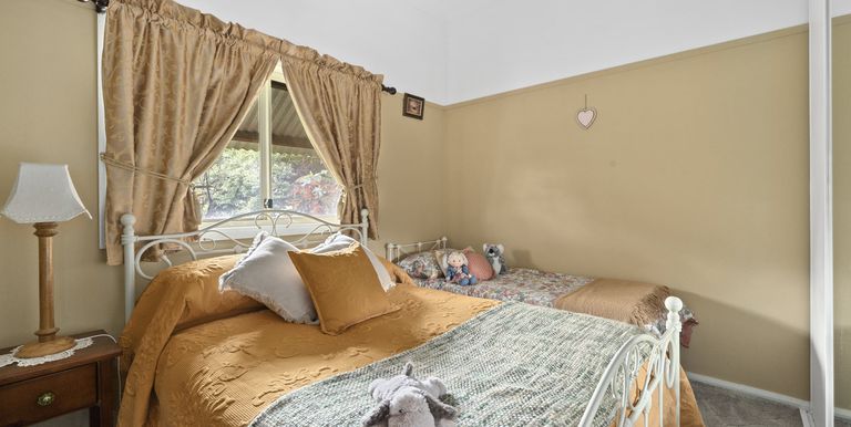 23 Weir Street, Euroa
