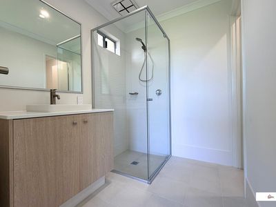 9 Peregrine Road, Eglinton