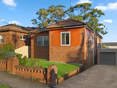 6 Pacific Street, Kingsgrove