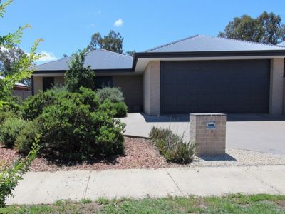 75 Cambridge Drive, Mansfield