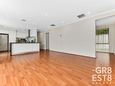126 Strathaird Drive, Narre Warren South