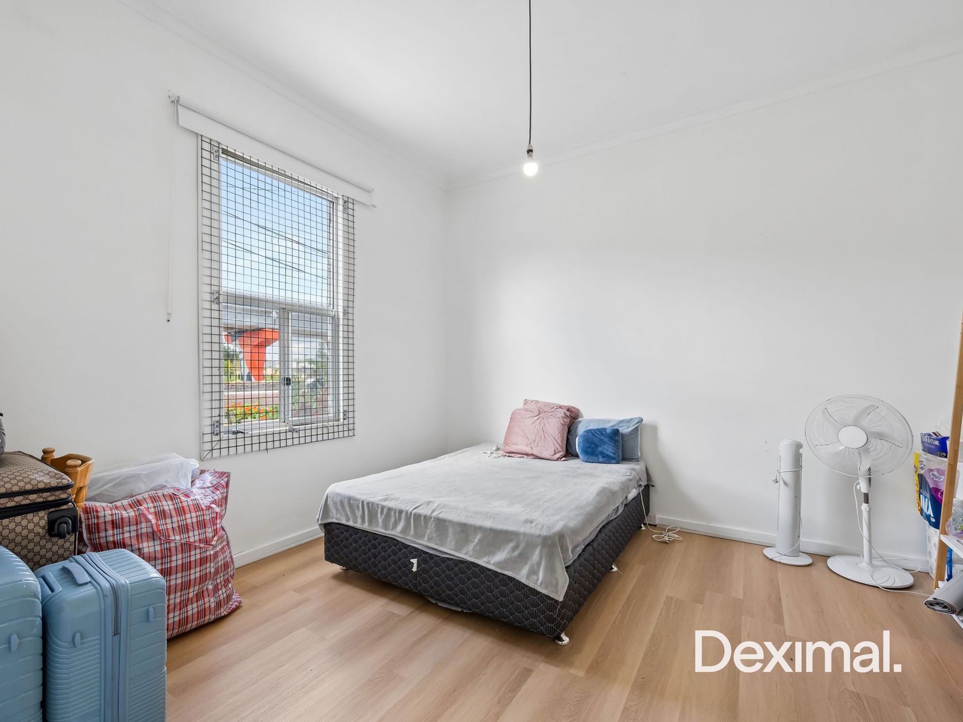 213 Sevenoaks Street, Cannington