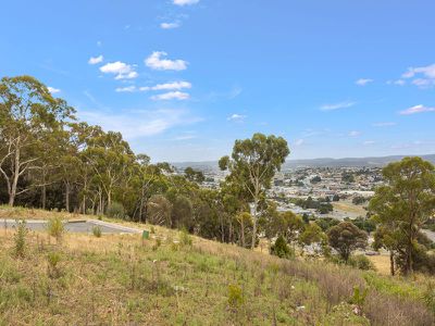 67 Peel Street West, West Launceston