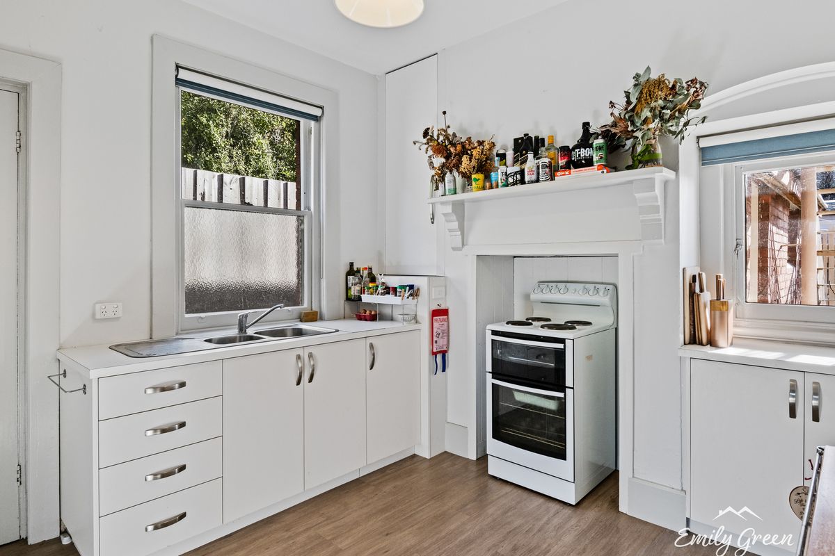 20B Paternoster Row, Hobart