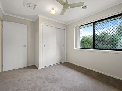 5 Glebe Drive, Sale