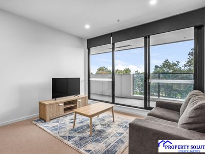 207 / 30 Bush Boulevard, Mill Park