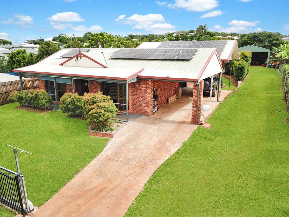 43 Tower Avenue, Atherton