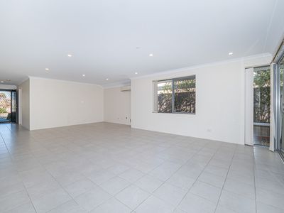 24 Figbird Way, Southern River