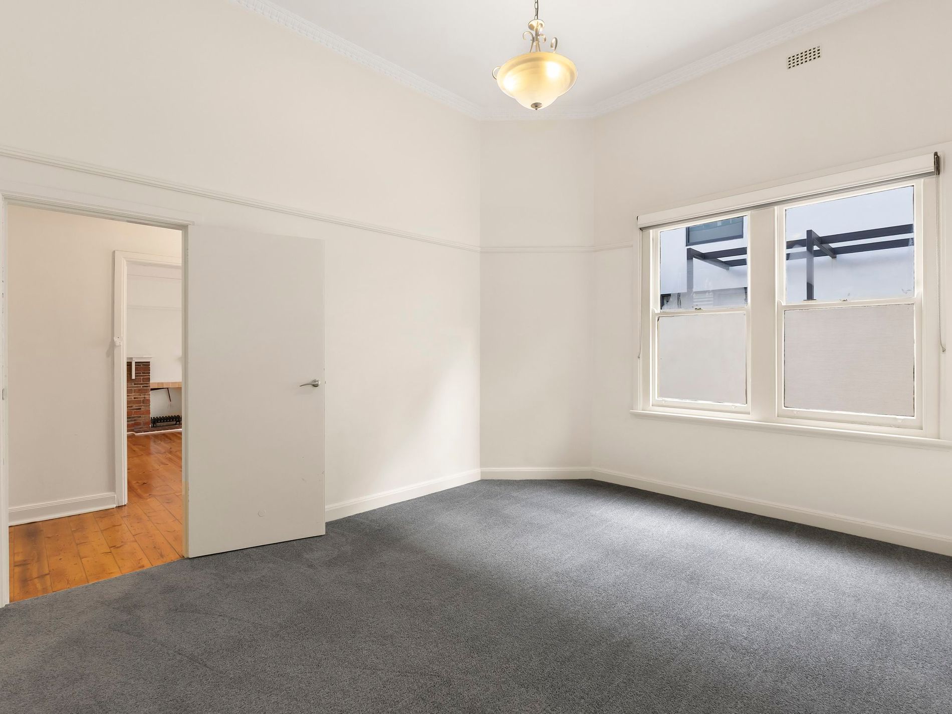 2/107 Westbury Street, Balaclava