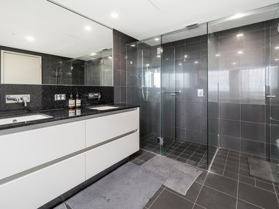 1908 / 96 Bow River Crescent, Burswood