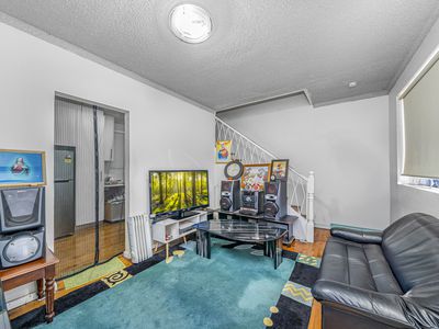 5 / 10 Melrose Avenue, Wiley Park