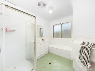 690A The Entrance Road, Wamberal