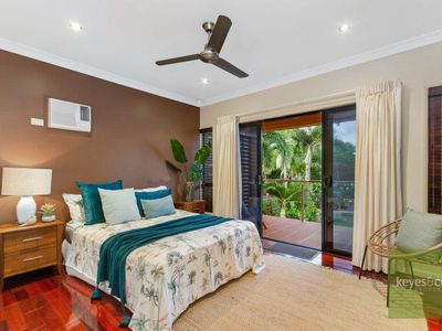 50 Livistonia Close, Bushland Beach