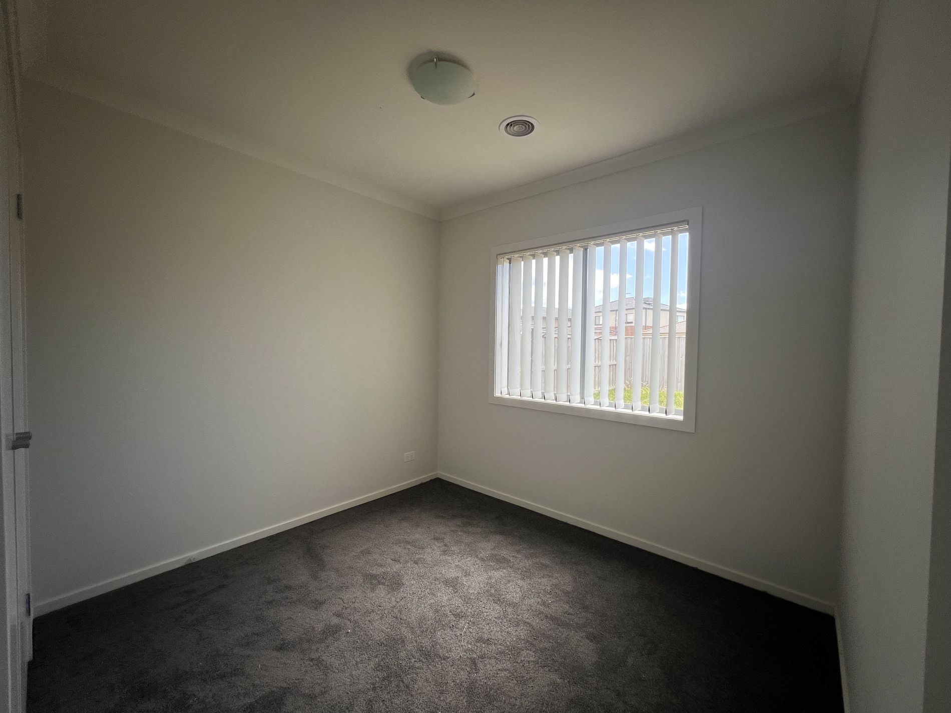 15 Dusty Drive, Point Cook