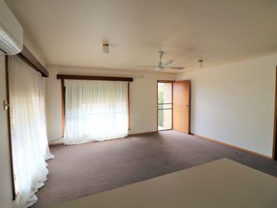 Unit 1 / 5 Myola Cres, Nagambie