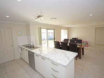 1 Apsley Crescent, Dubbo