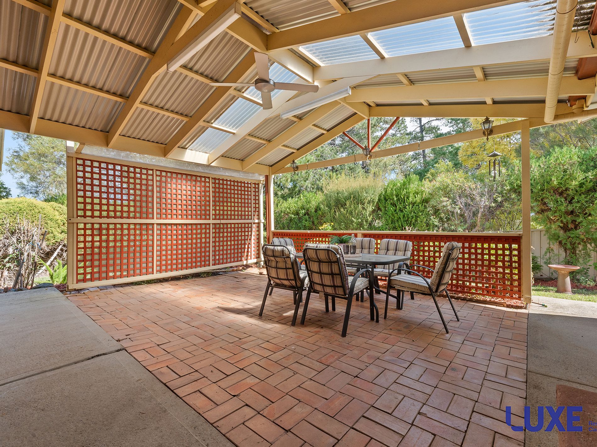 16 Gratton Place , Isaacs