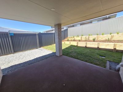 2/48 Harlington Avenue, Farley