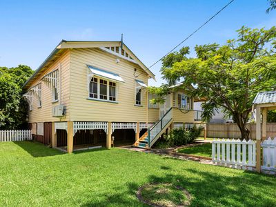 14 Erskine Avenue, Kedron