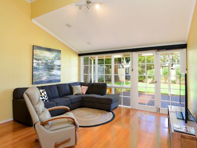 15 Bourke Street, Piccadilly