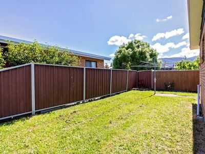Unit 2 / 39 Sale Street, Huonville