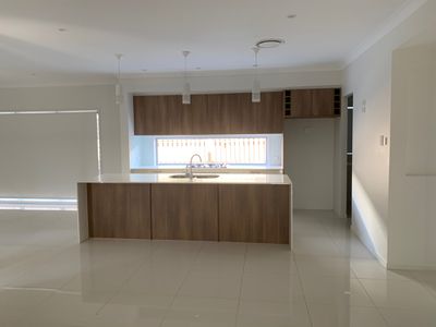 15 Brooking Rise , Ripley