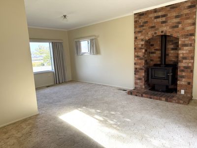 87 McNabb Crescent, Griffith