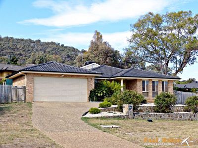 77 Halloran Drive, Jerrabomberra