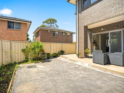 10 / 27 Valeria Street, Toongabbie