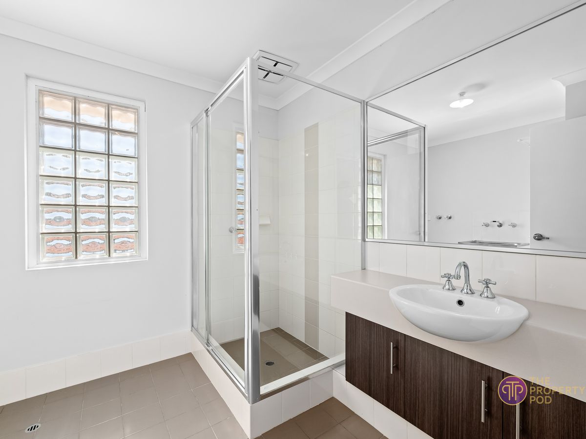 74D Eastdene Circle, Nollamara